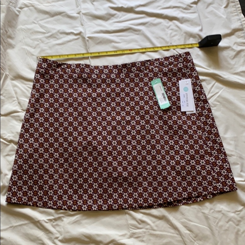 Fun printed short skirt